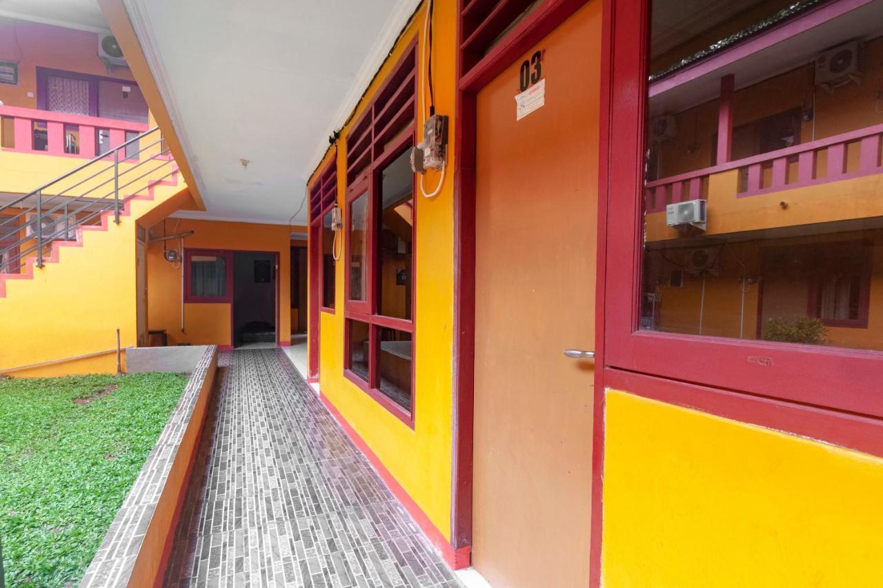 OYO Life 3034 Taman Melati Hotel Depok Bagian luar foto