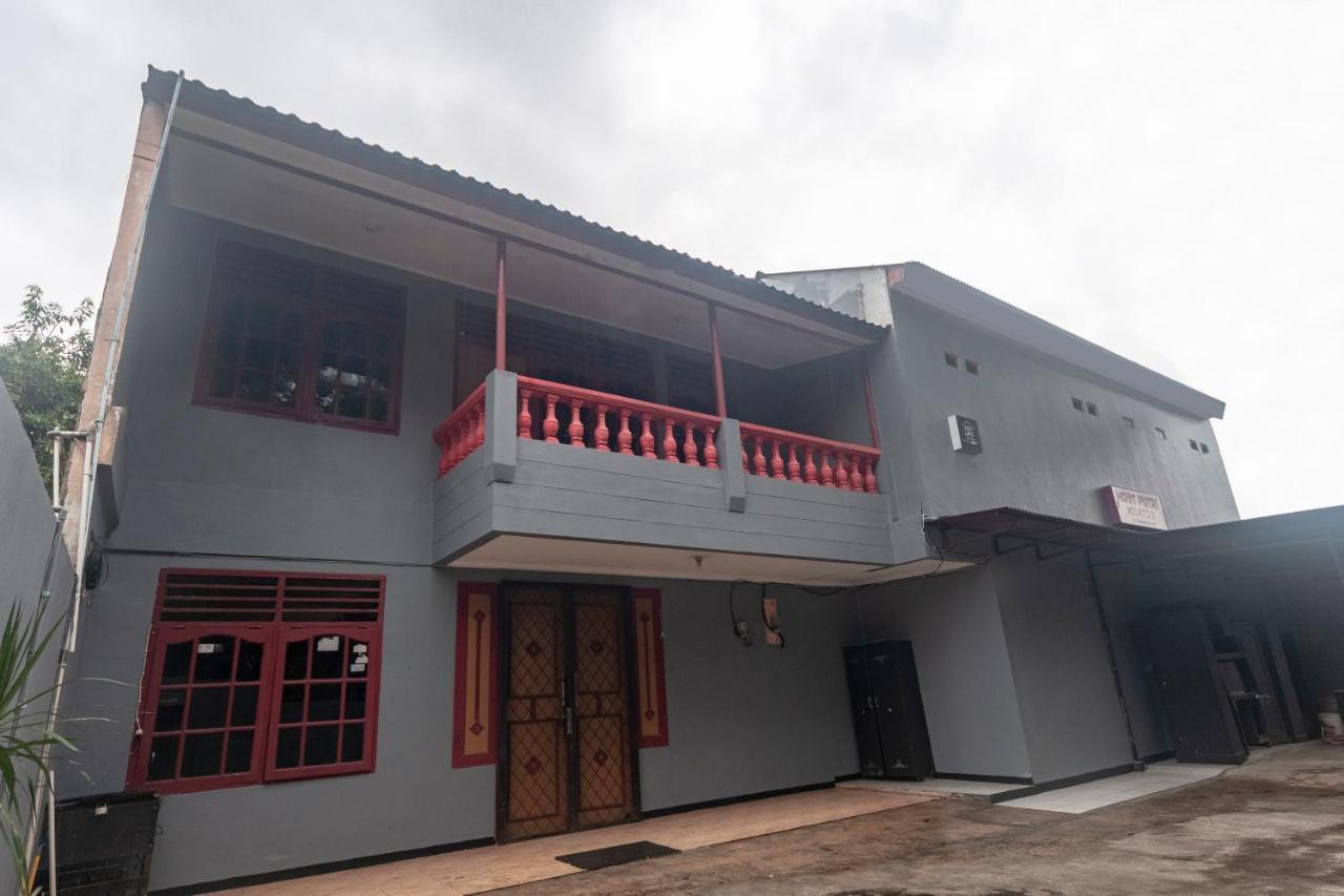 OYO Life 3034 Taman Melati Hotel Depok Bagian luar foto